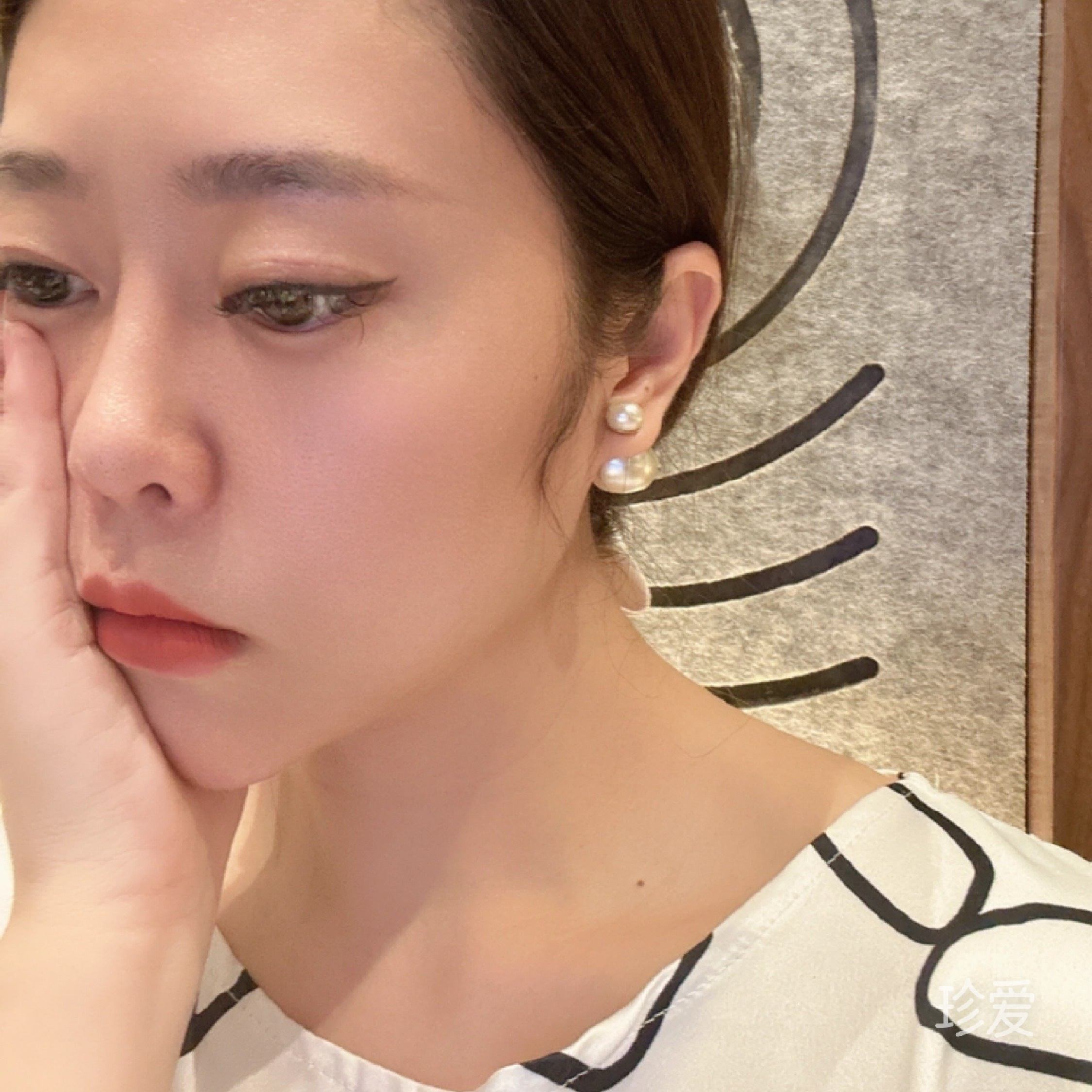 离愁尽在不言中