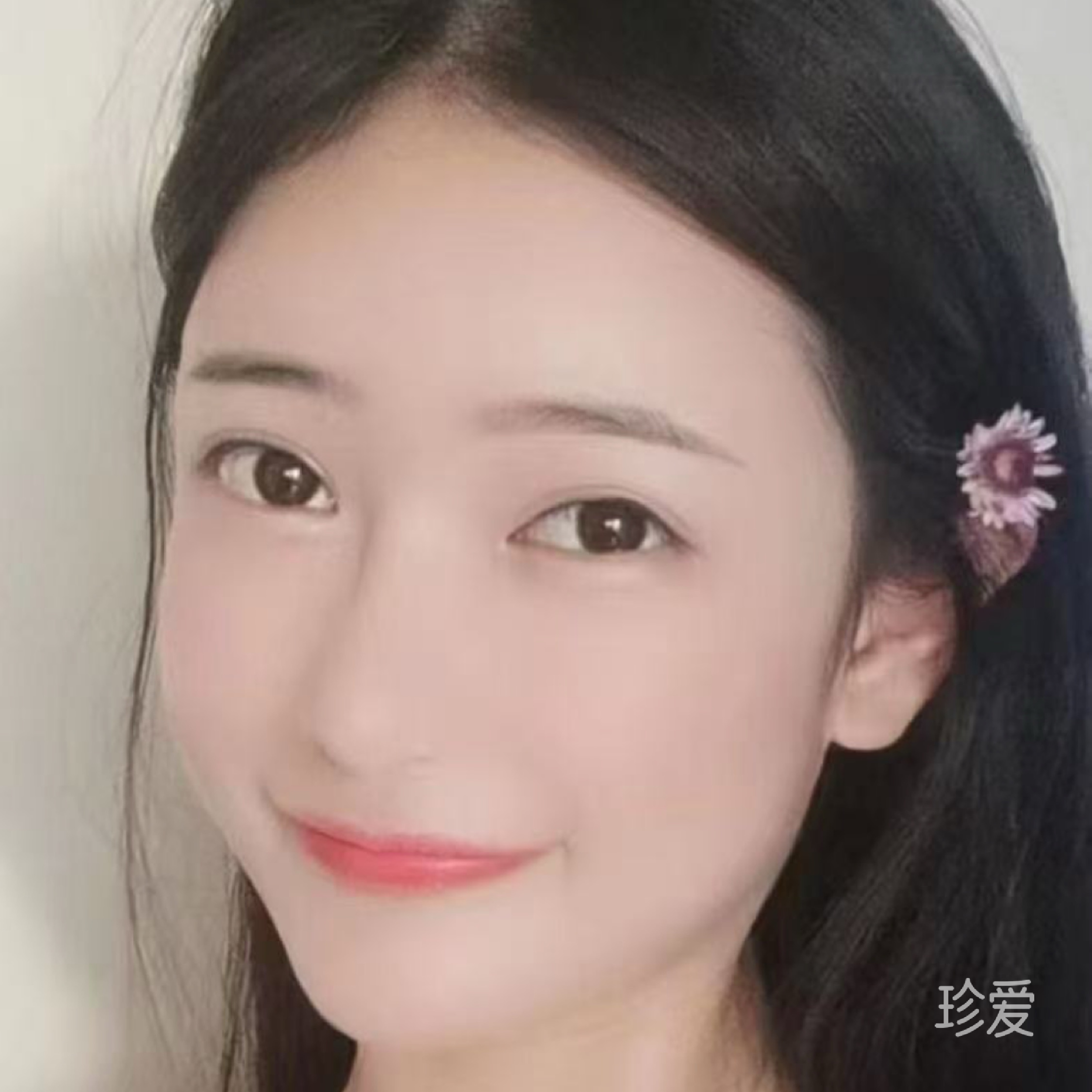 李妮