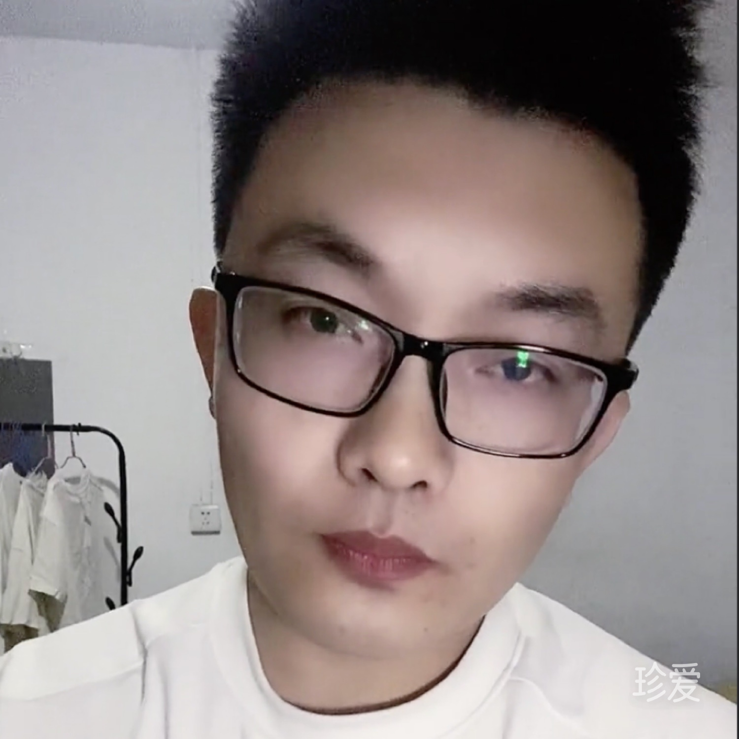 青春荒唐不复返