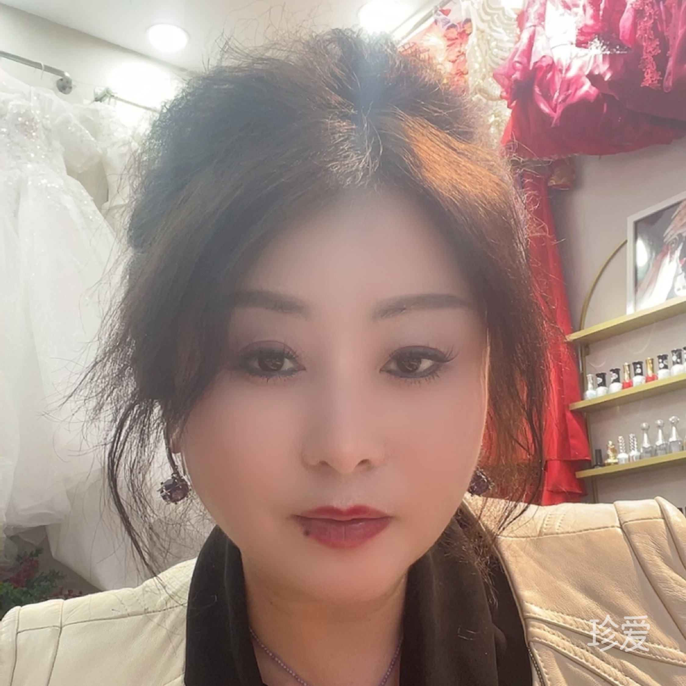 佳佳