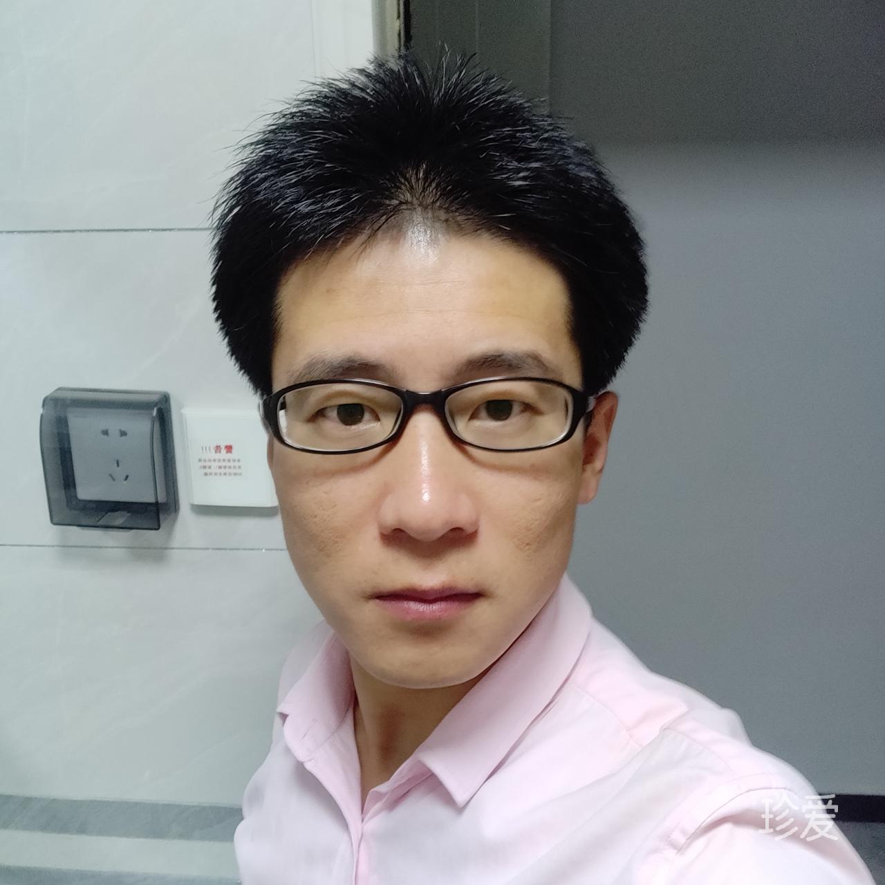 天涯男總監(jiān)