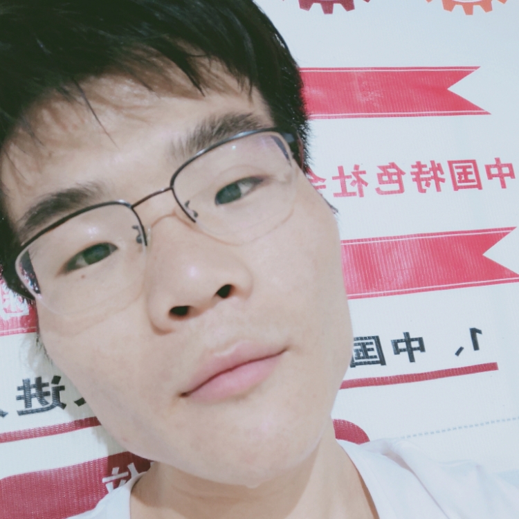 夕陽(yáng)追腳尖