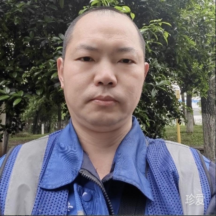 黄德建