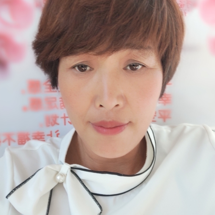 前進(jìn)的小魚