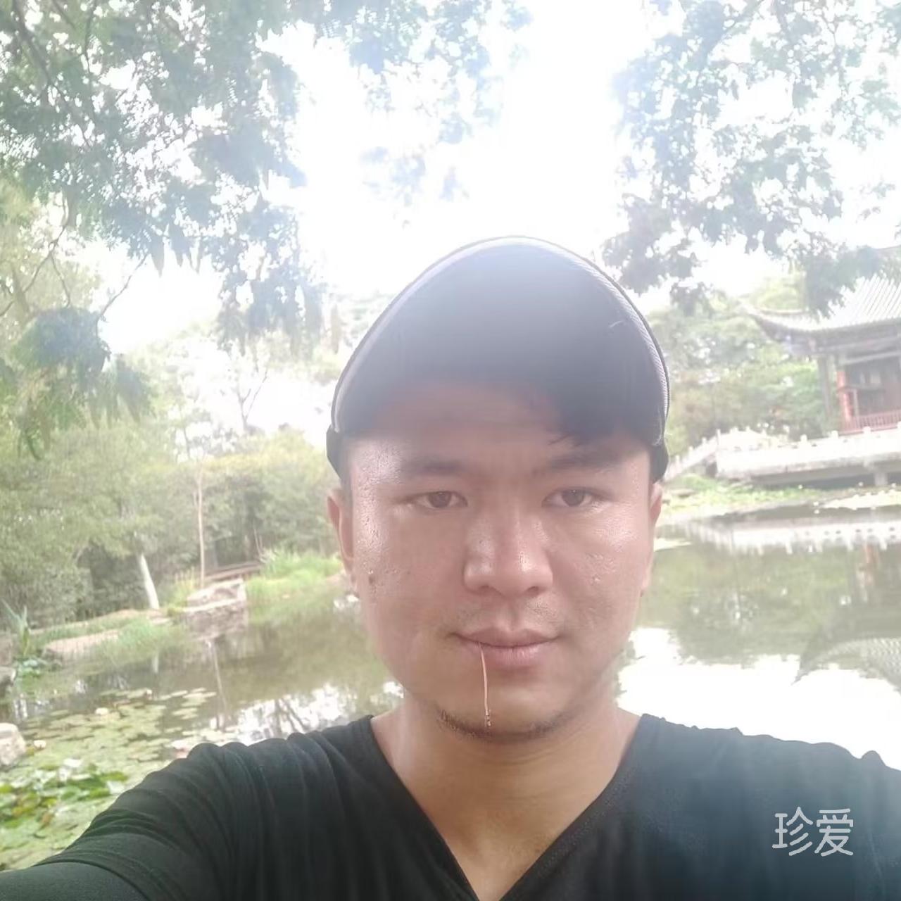 隨風(fēng)飄飄蕩蕩