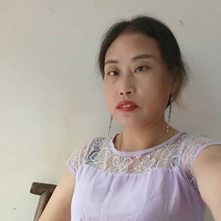 菩提树下半璃雨巷