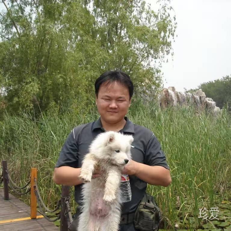 月亮下舞大刀