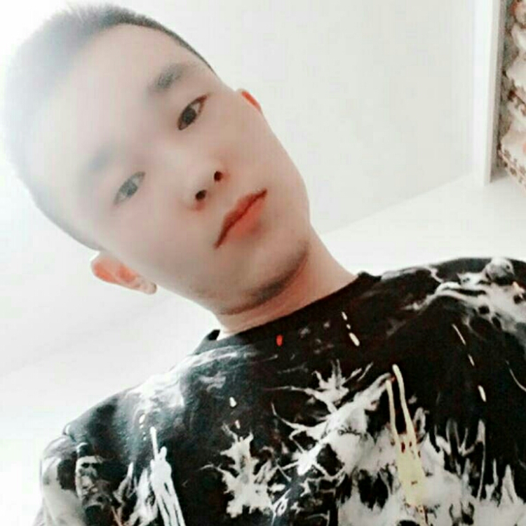 上日下天名为昊