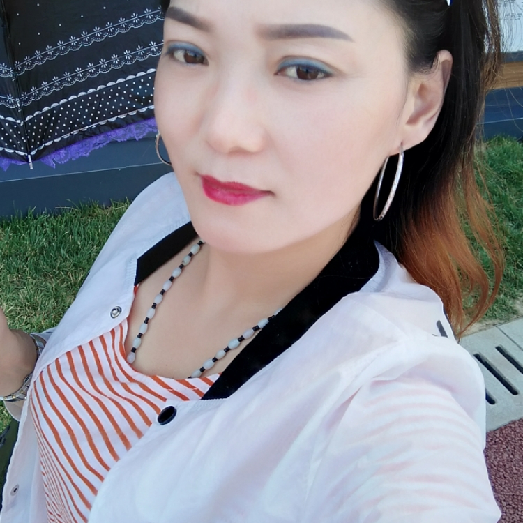 氣質(zhì)小女人