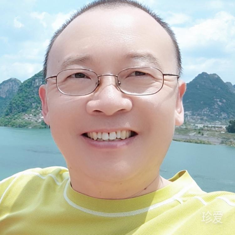 雨哥房車(chē)旅居