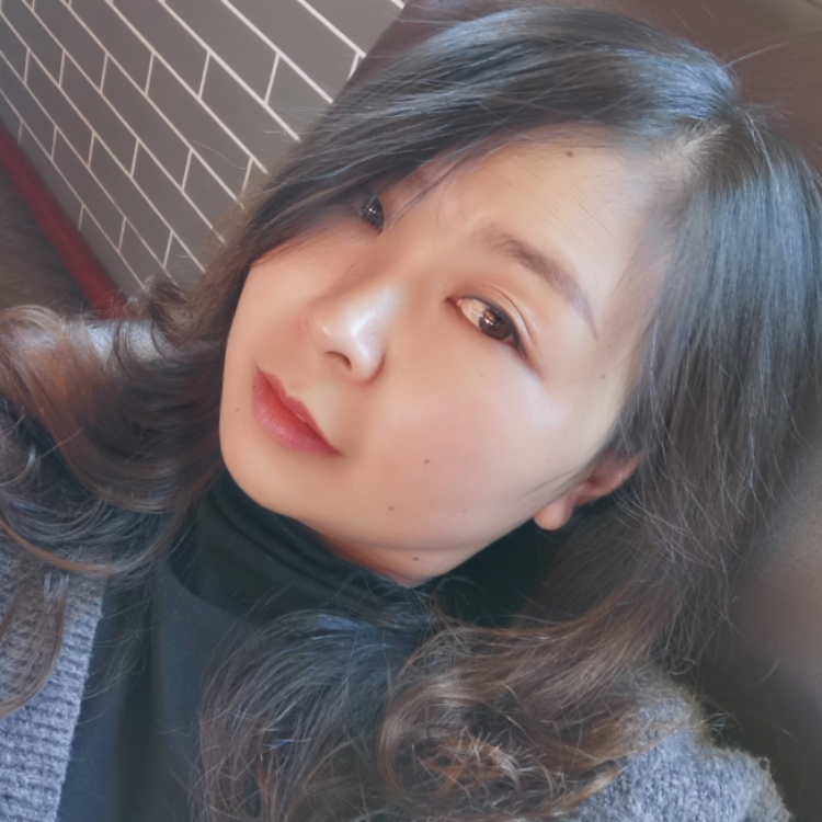 一個(gè)人
一個(gè)人