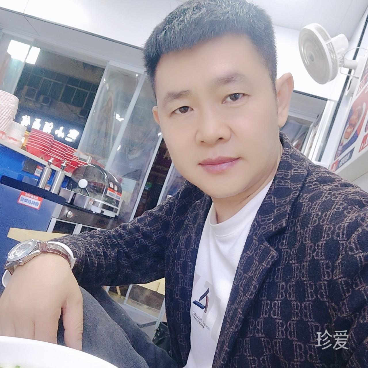 穿过星河拥抱你
