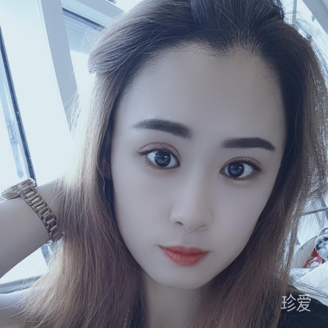 晴天的的一朵云