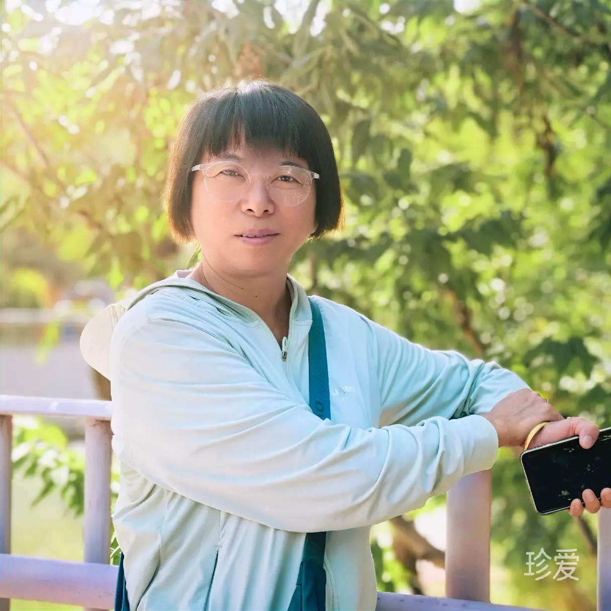 风挽秀发