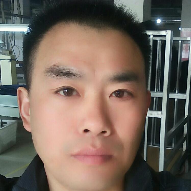 耍酷的花生