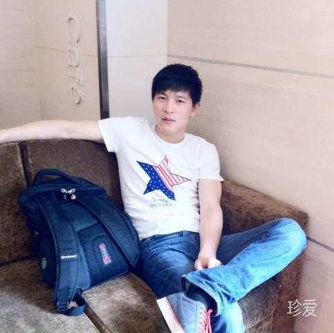 可不可以牵牵手