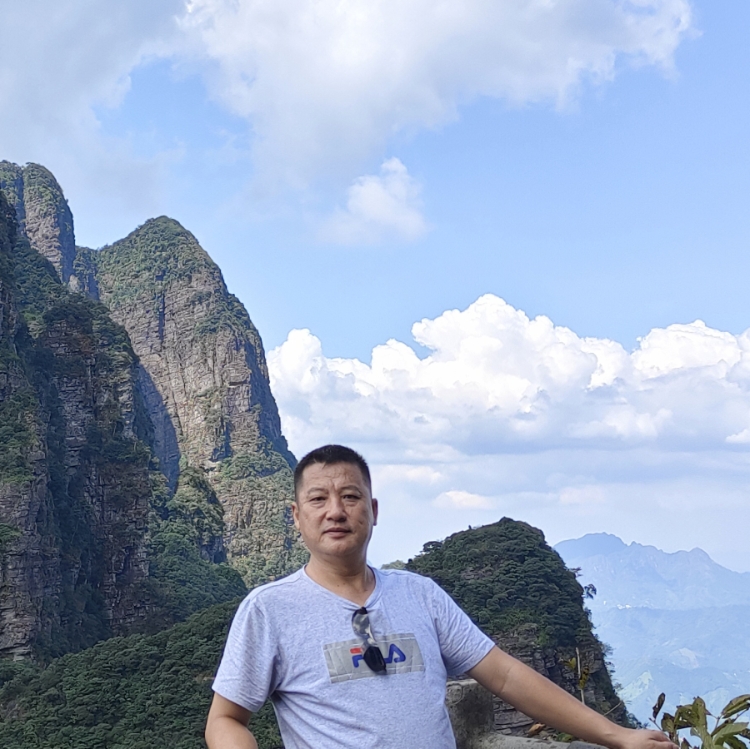 藍(lán)藍(lán)的天