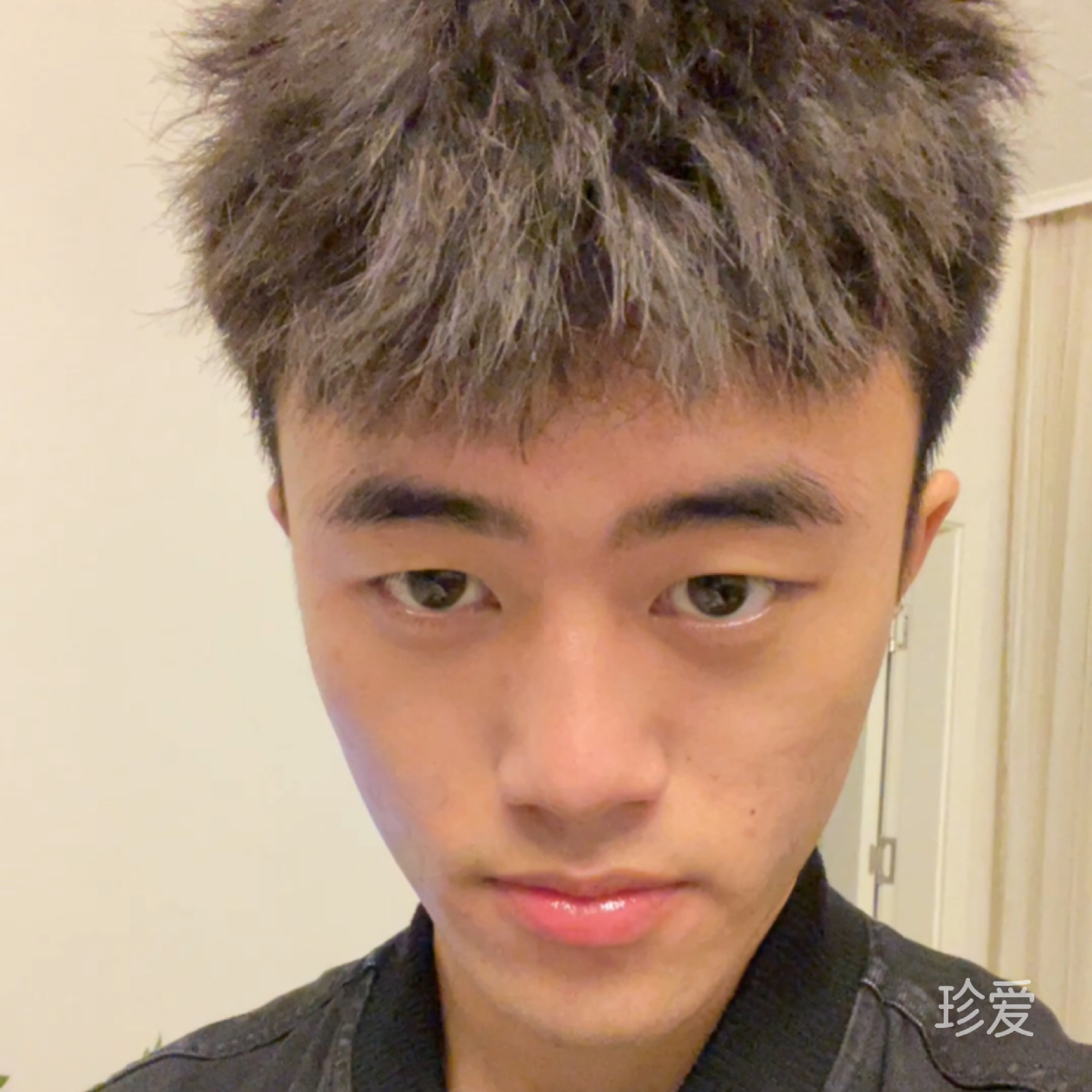 愿你眼里只有笑容