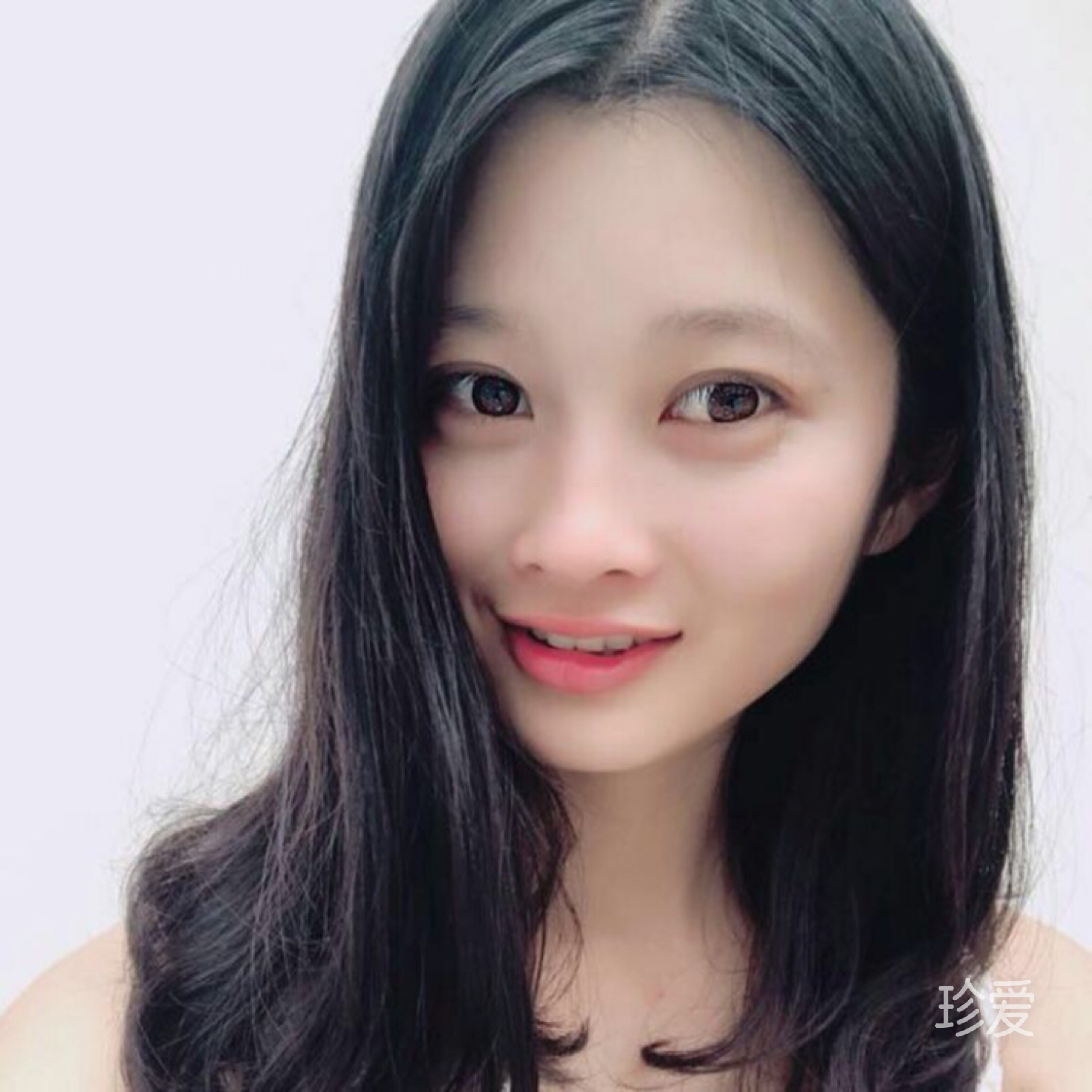 愛笑的眼睛啦啦