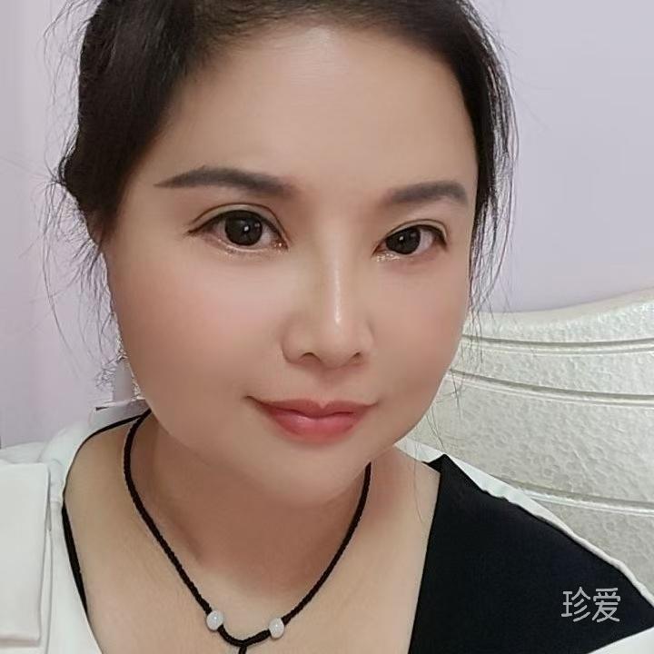 假装很幸福