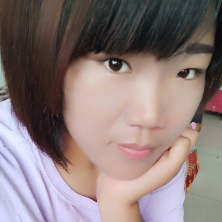 传统纯真的女人