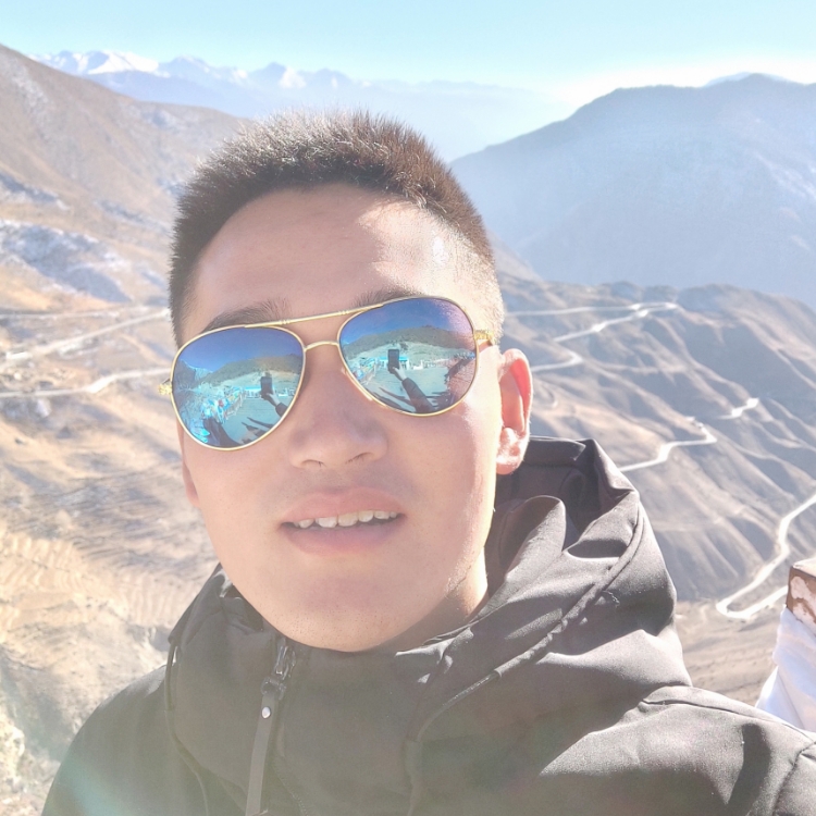 李晨