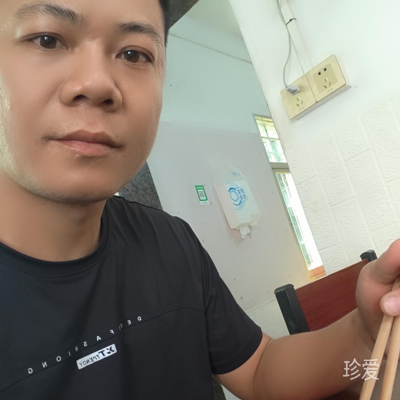 等糖的咖啡