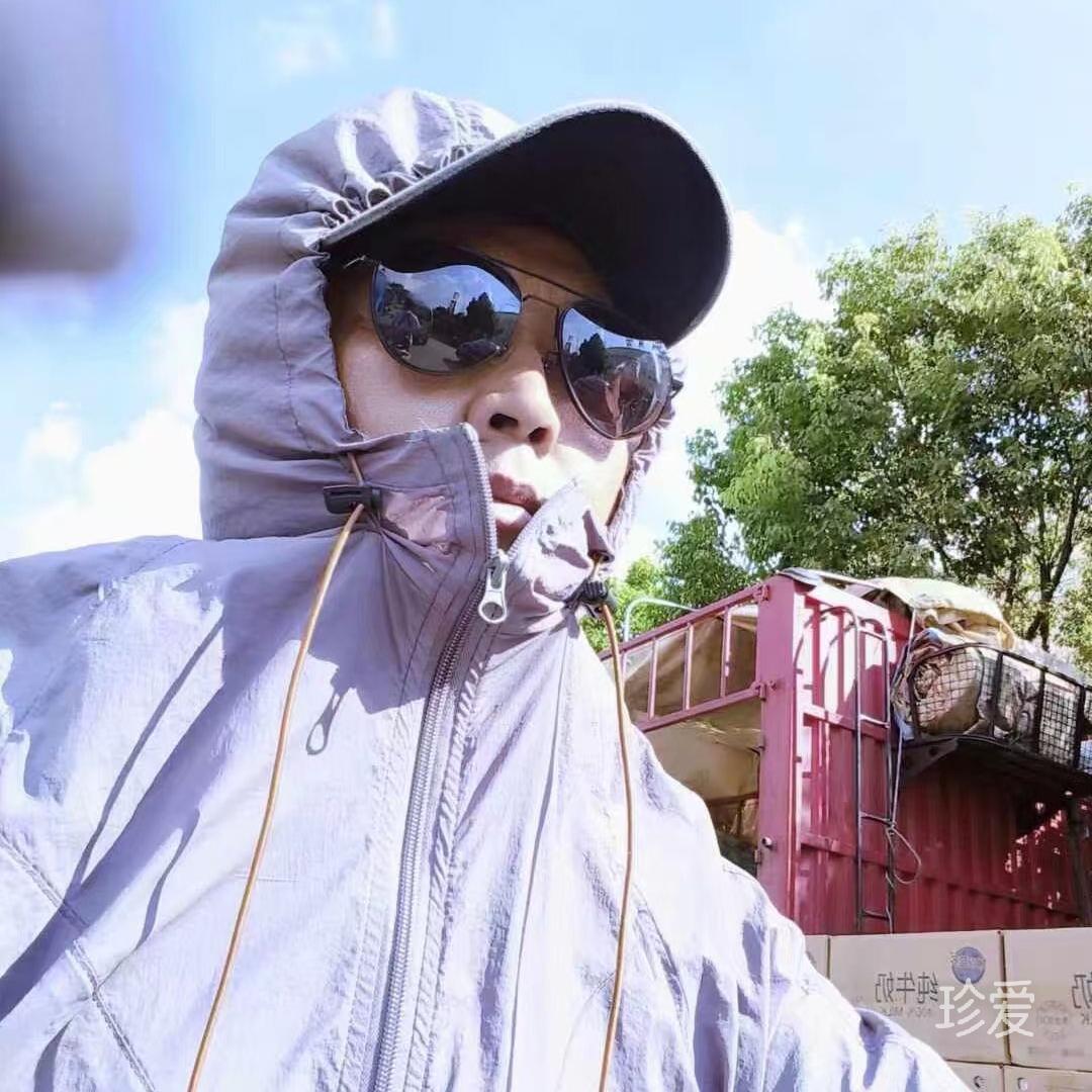 走路帶點(diǎn)風(fēng)