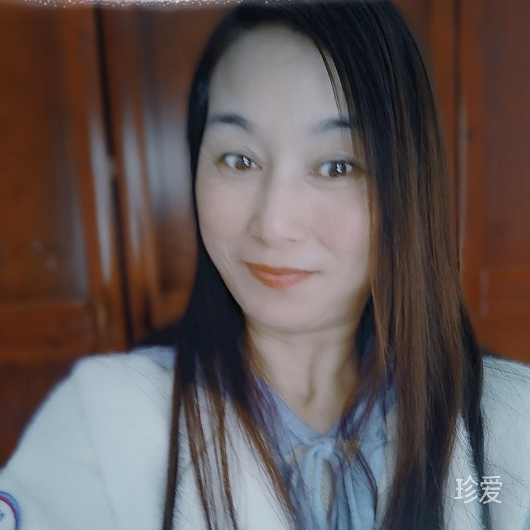 阳光下的笑脸