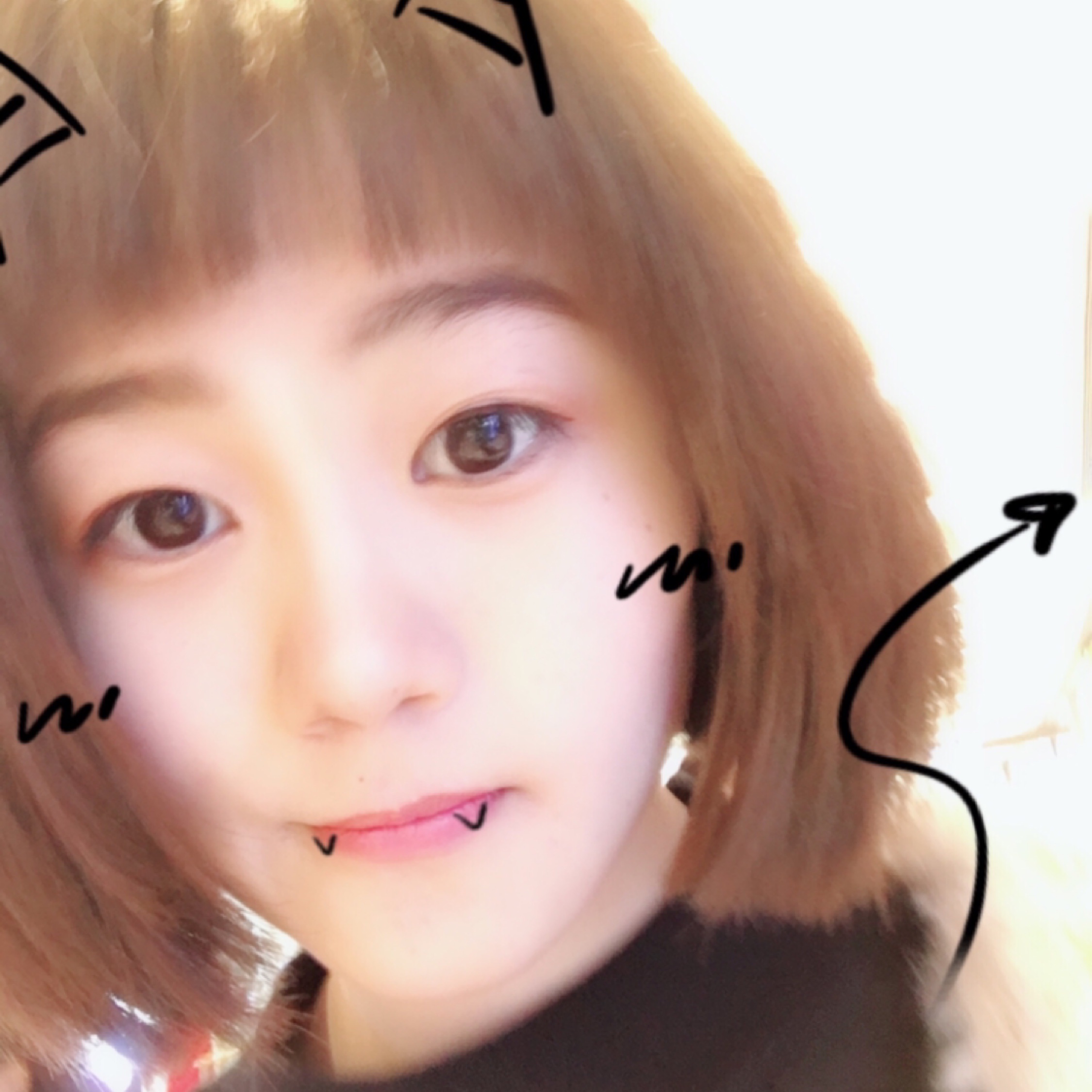 愛吹泡泡的童童