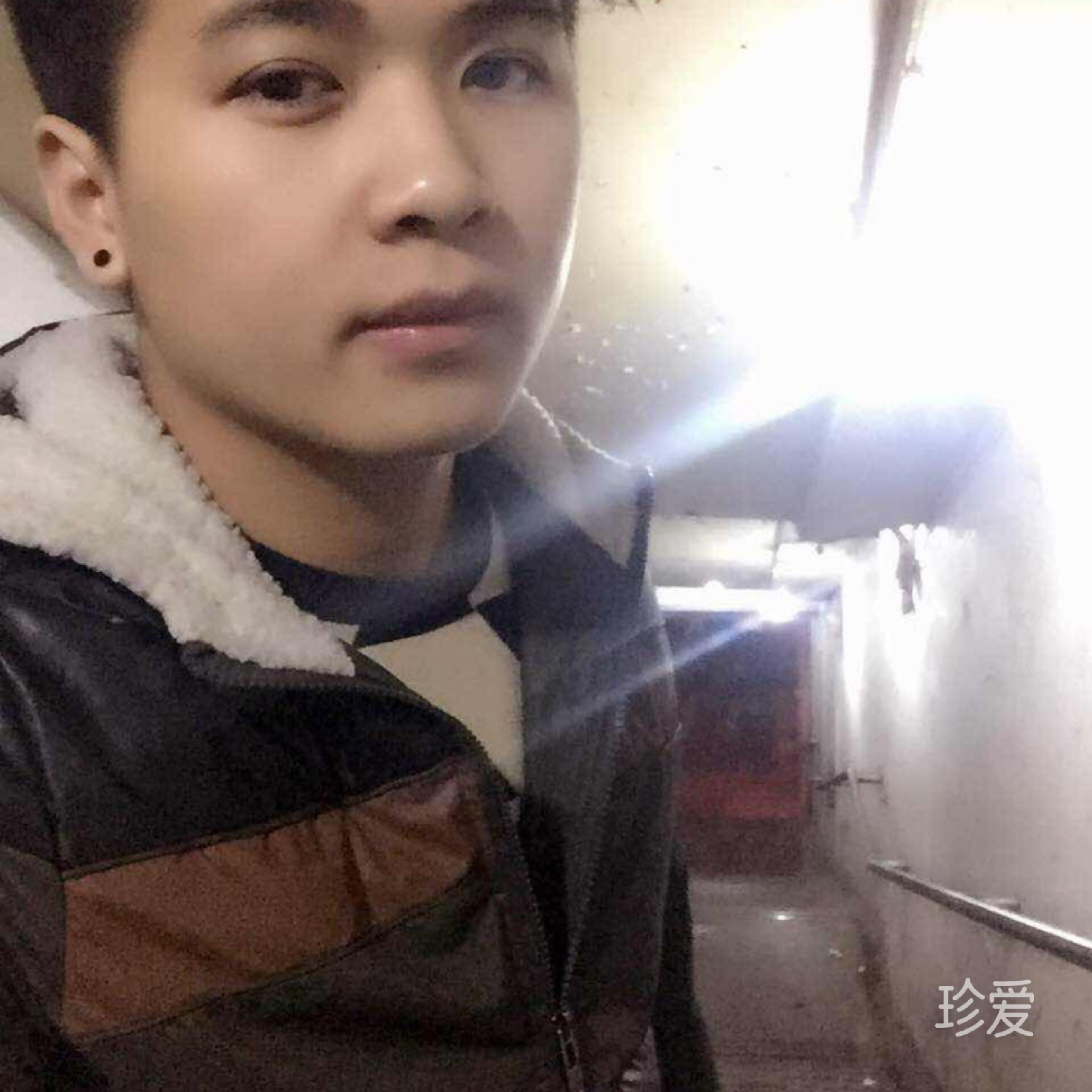 懷抱擁久