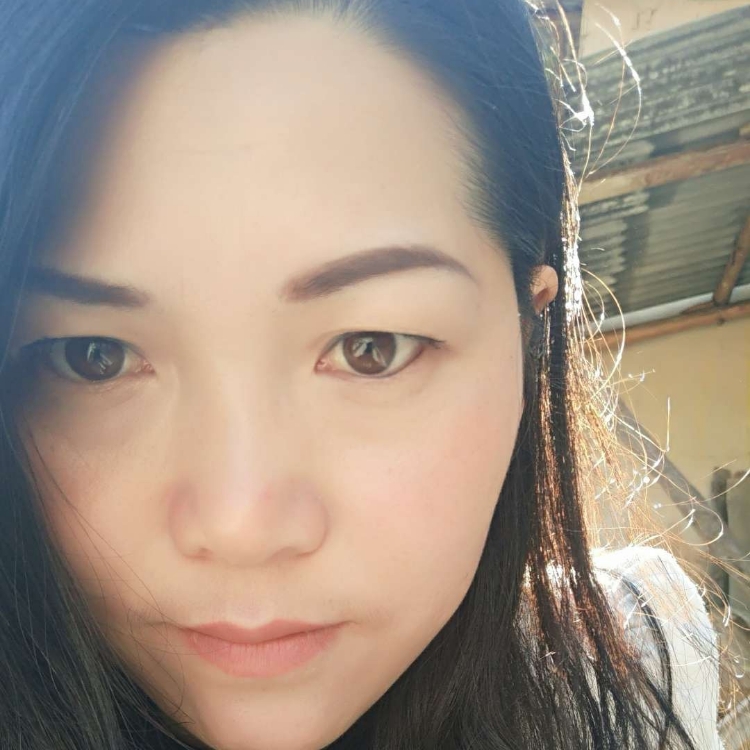 許愿中濕了眼眸