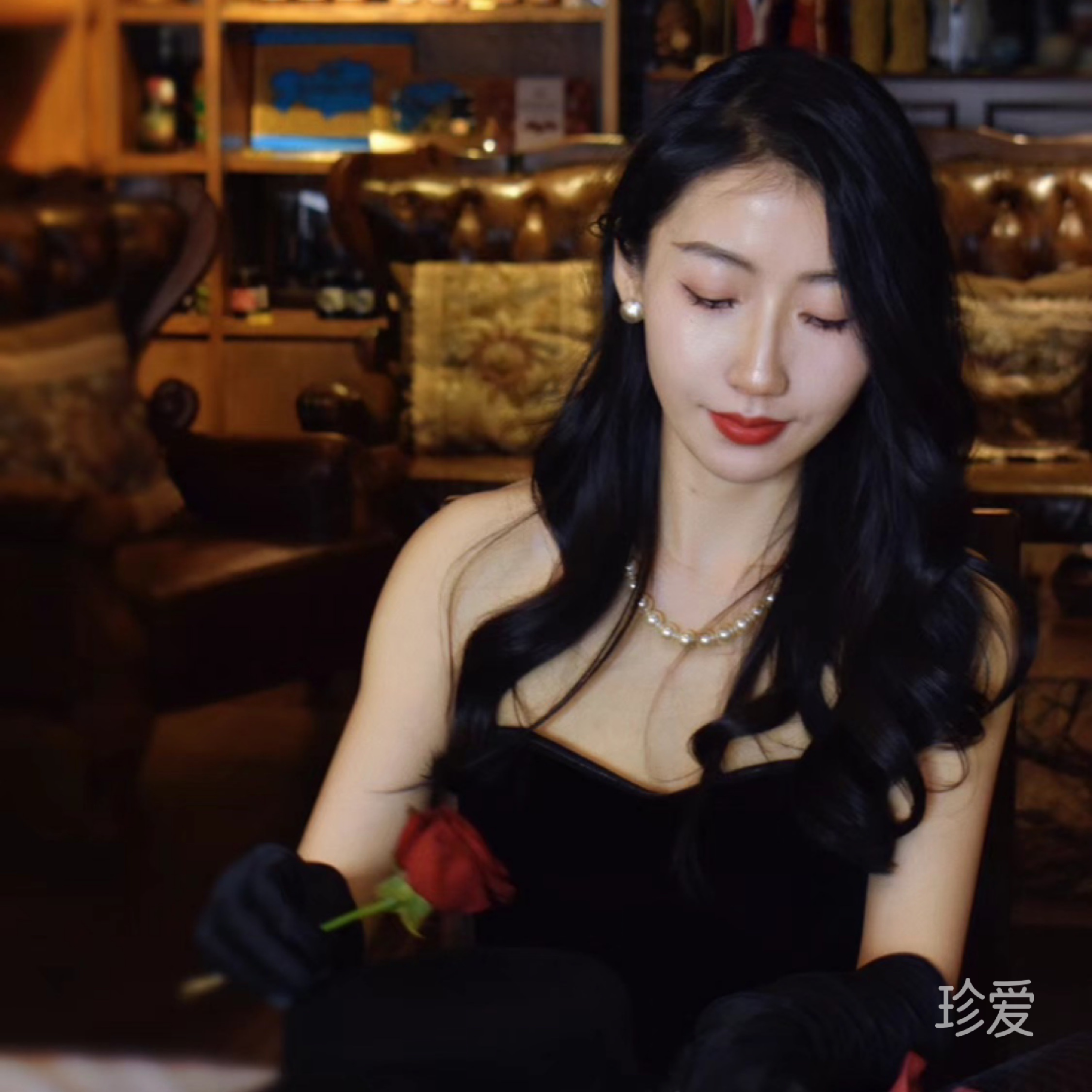 小莫