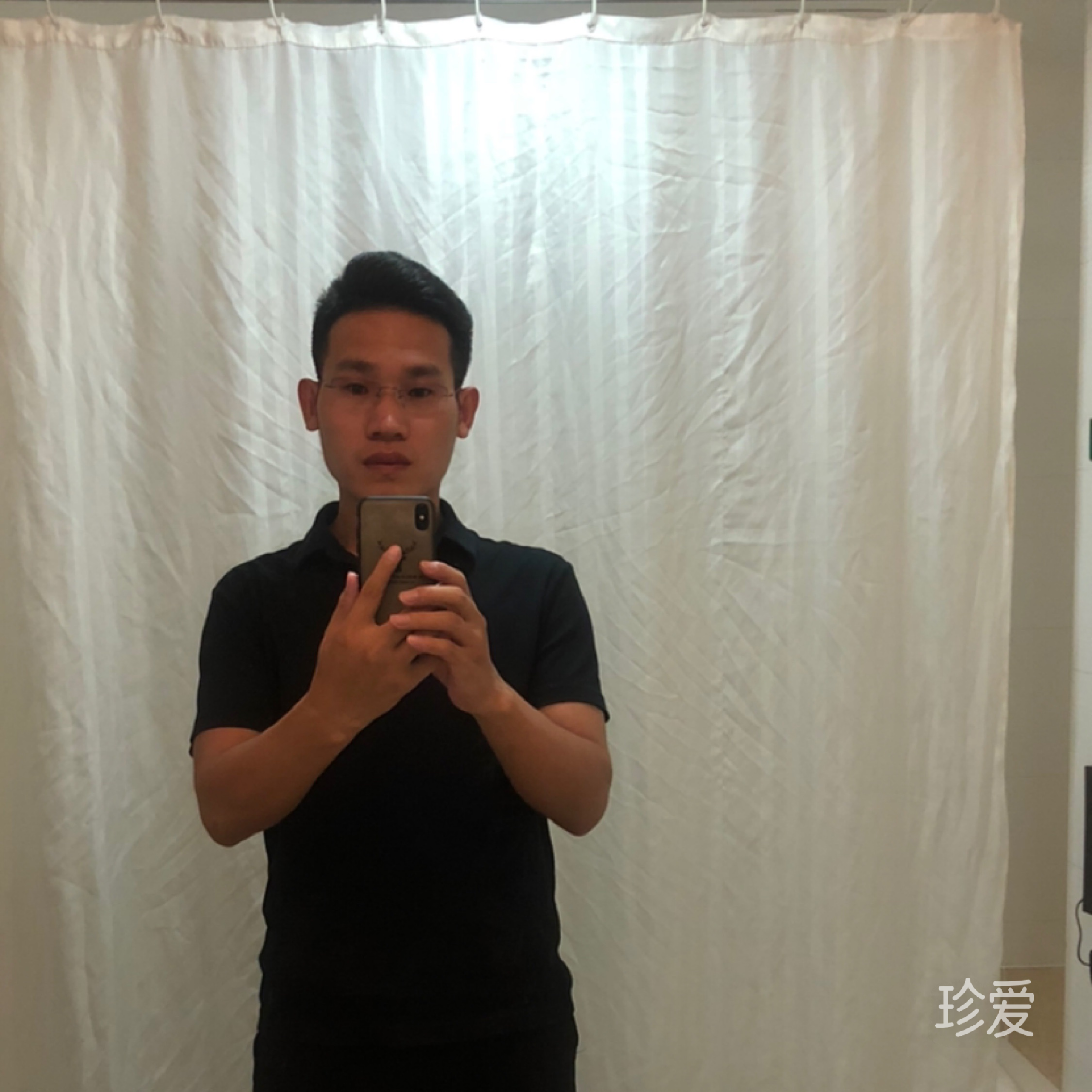 小手冰凉