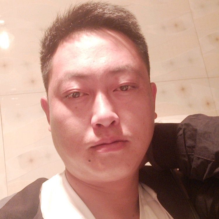 一抹小楼烟雨笑