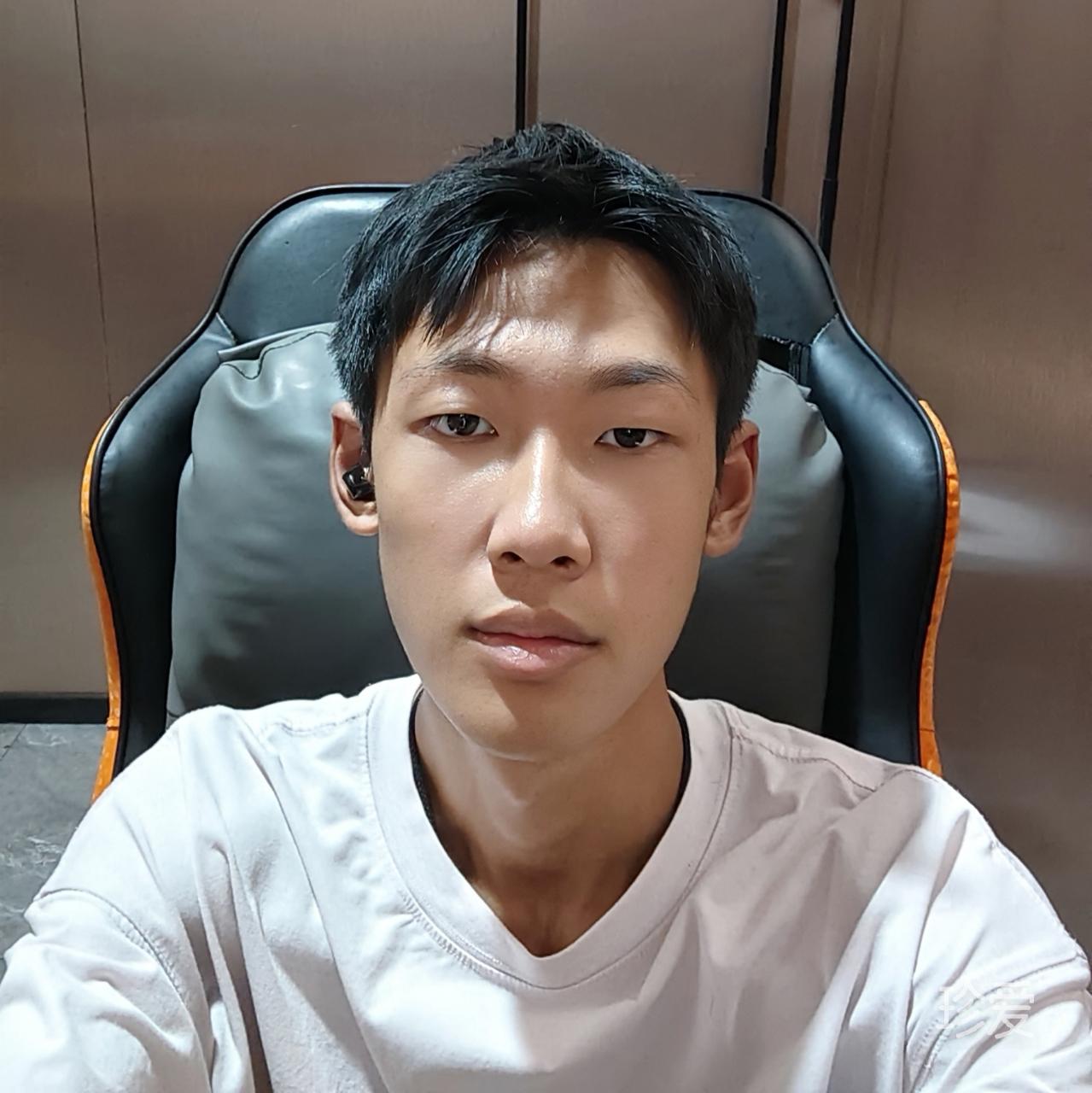 易yyy