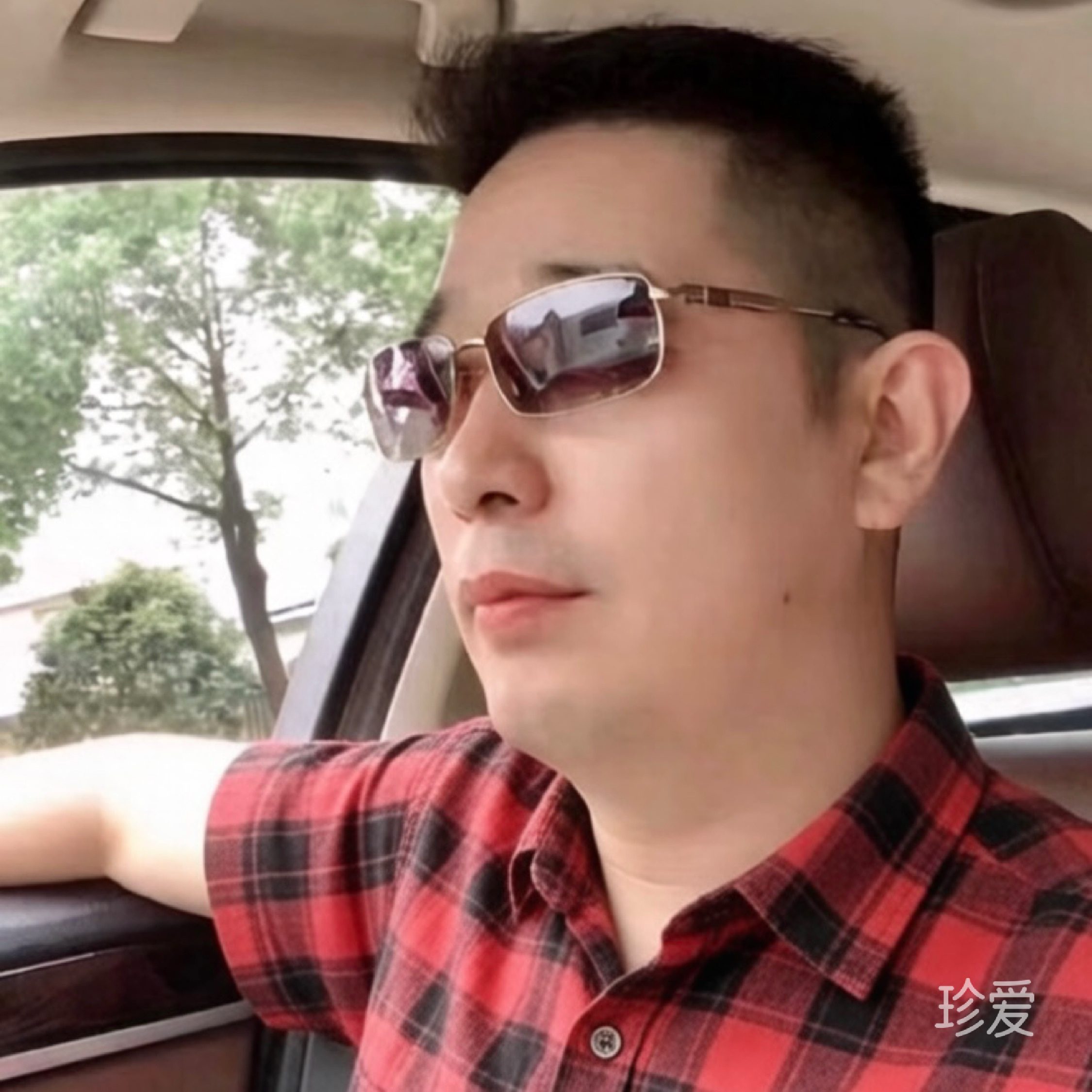 陈龙