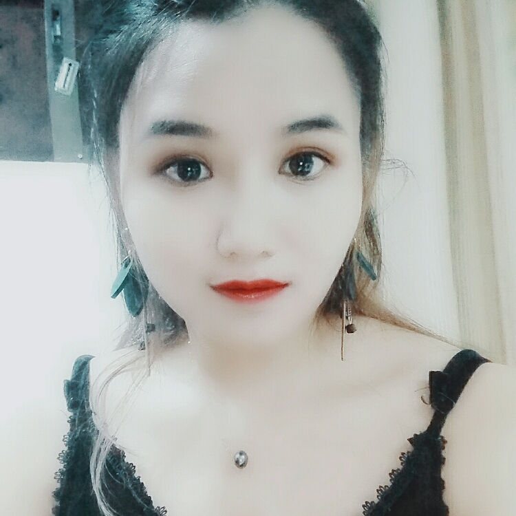 女主角