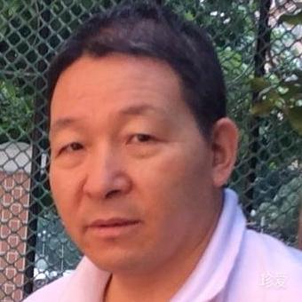 牵手漫步