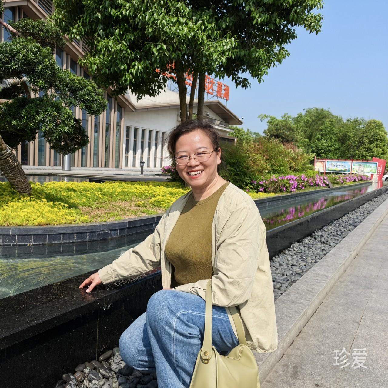 風(fēng)中的玫瑰