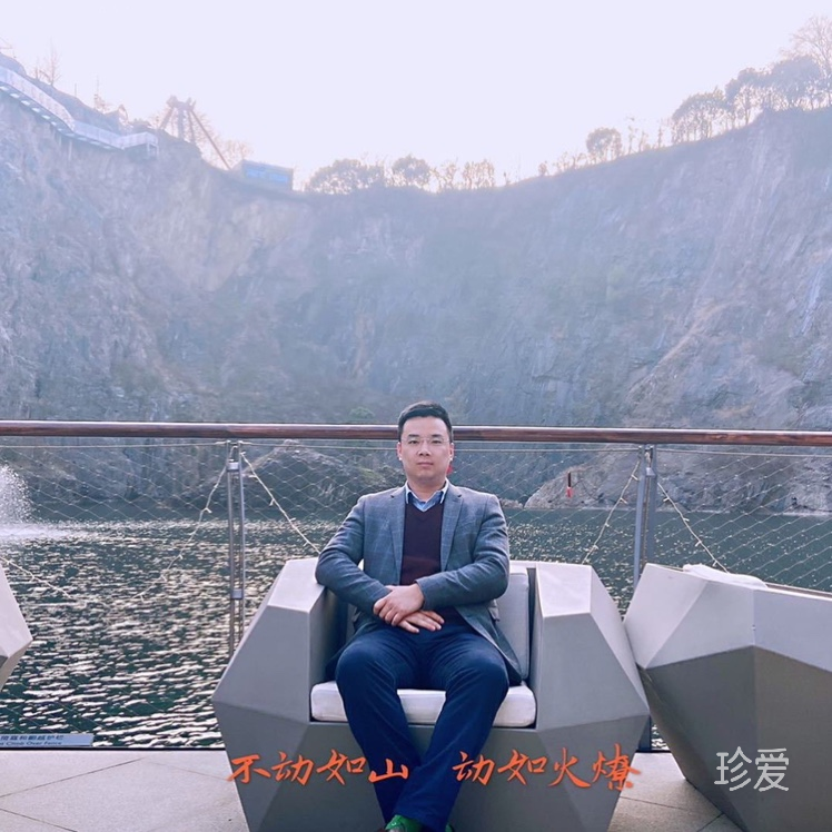 沒有蓋的保溫杯