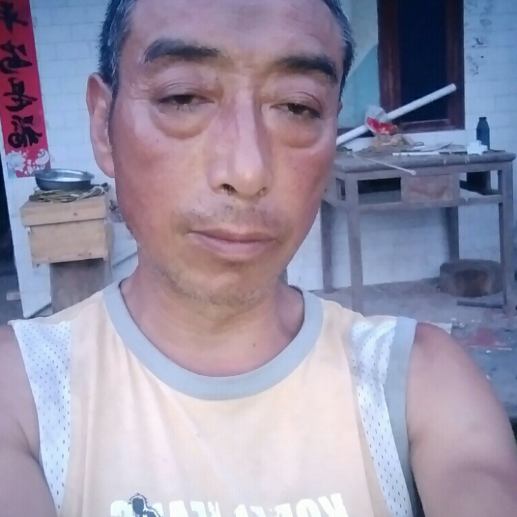 孤独寂寞伤心人