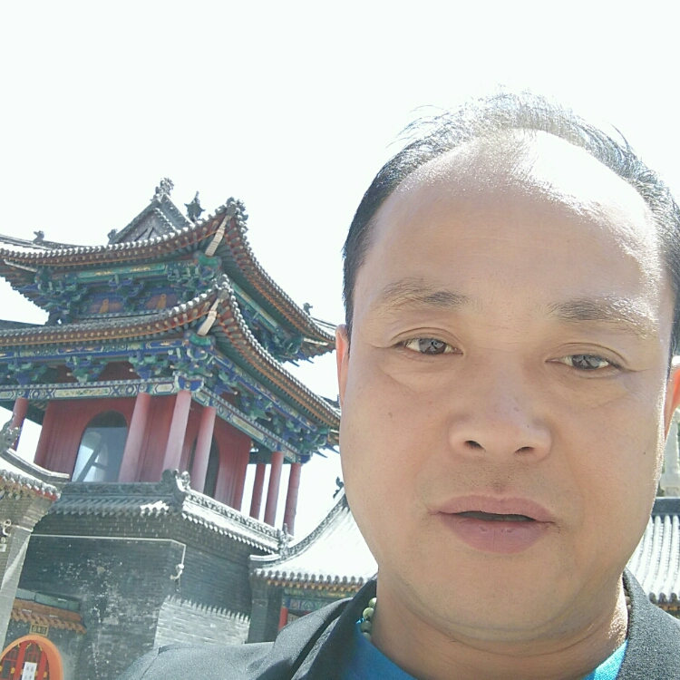 一直在找一個人