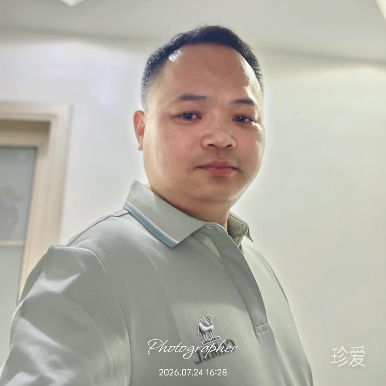 情如云淡