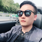 想戴戒指的男人