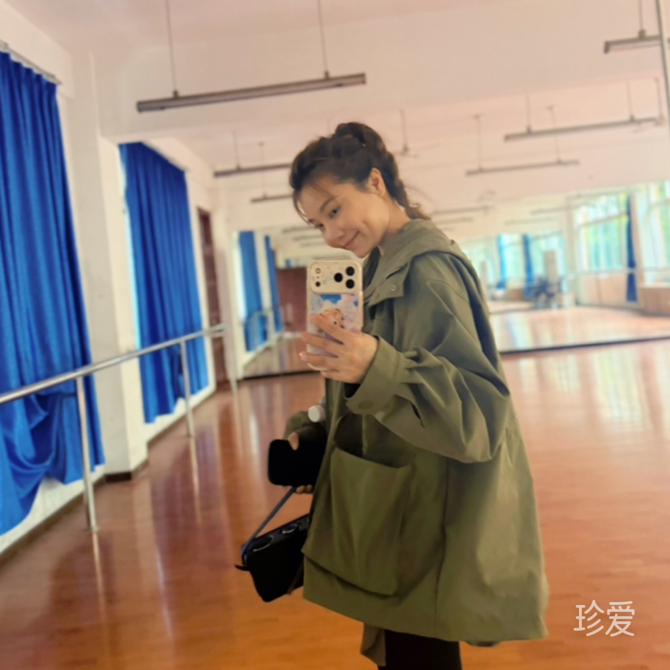 雪婷就是个大吃货