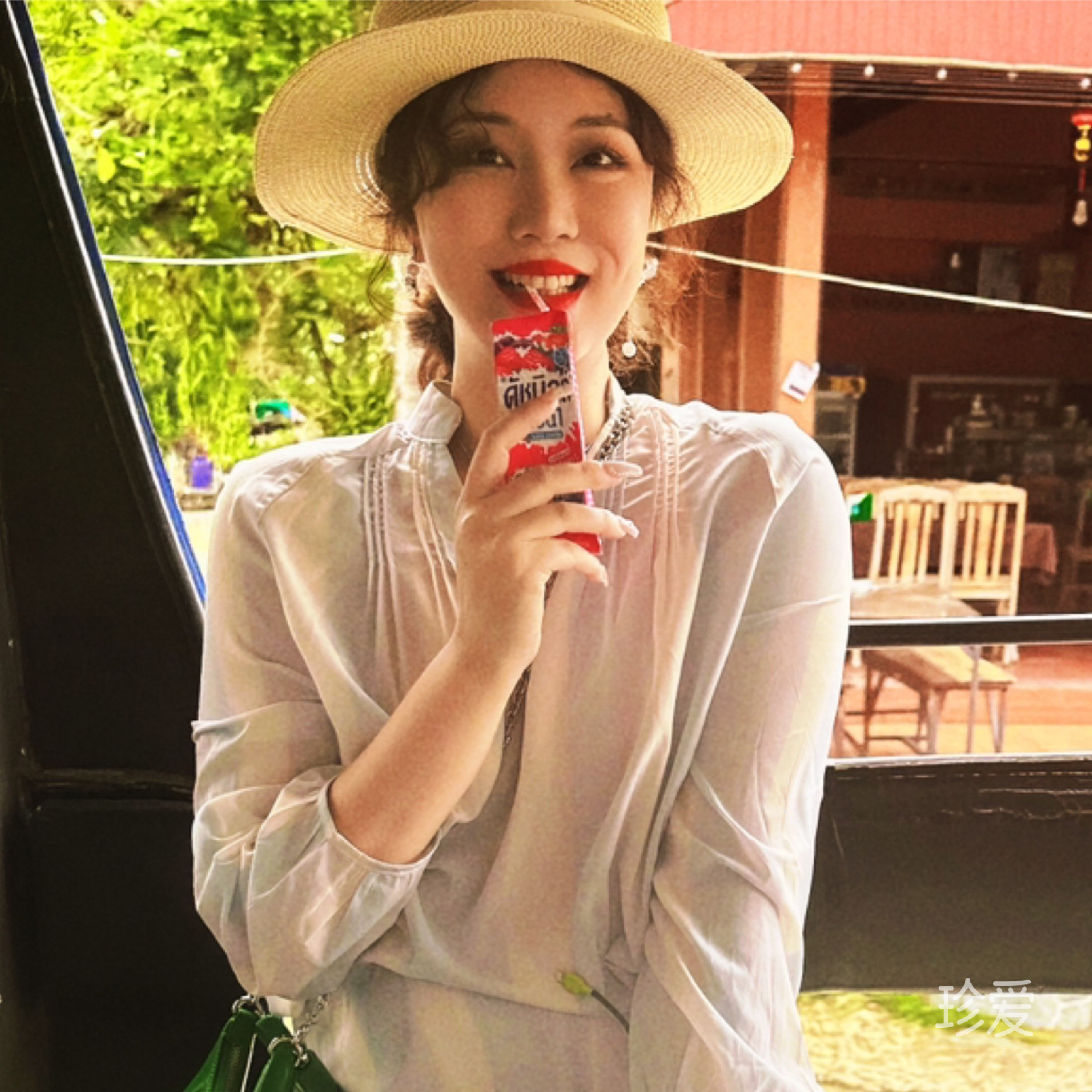 雪婷就是个大吃货