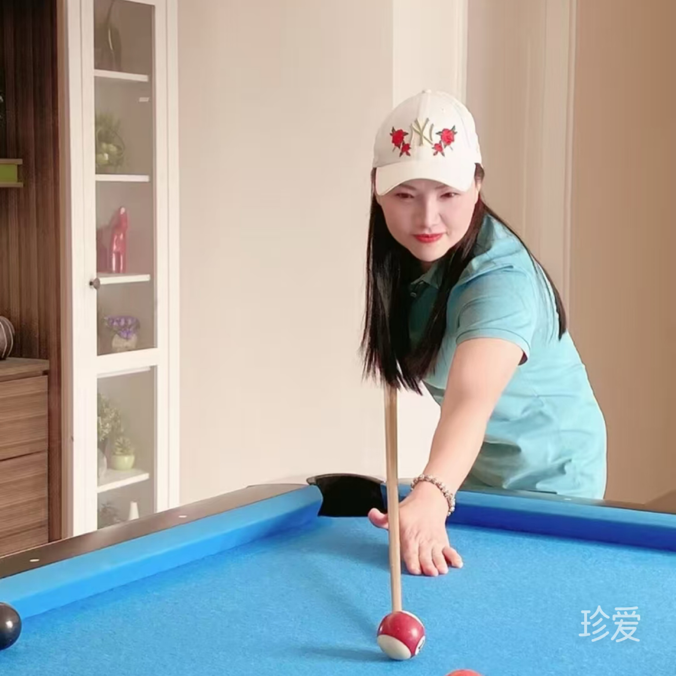易毛毛