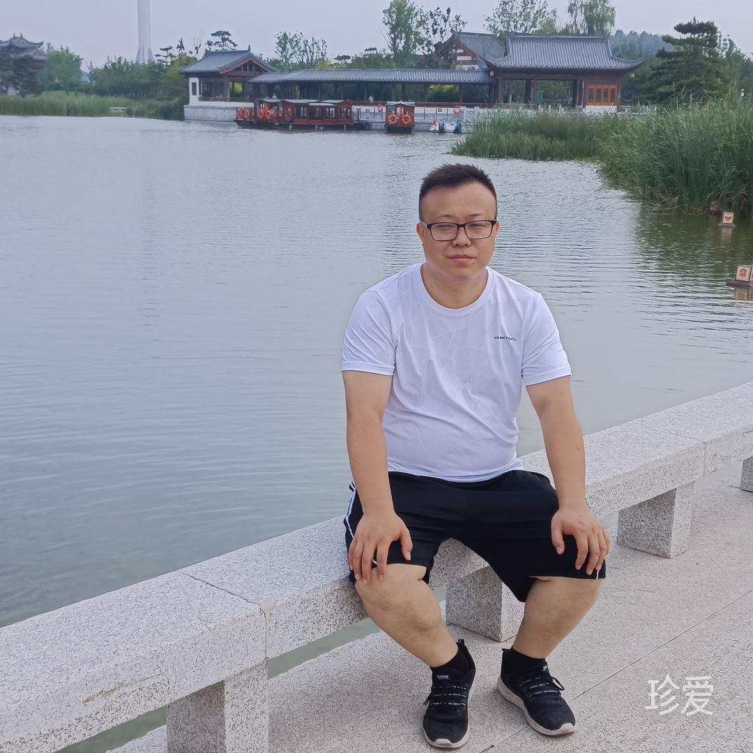 带着姑娘去兜风