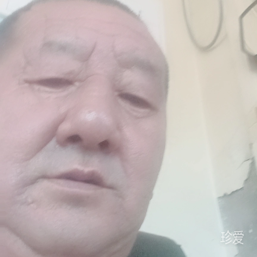 暖神小阿哥